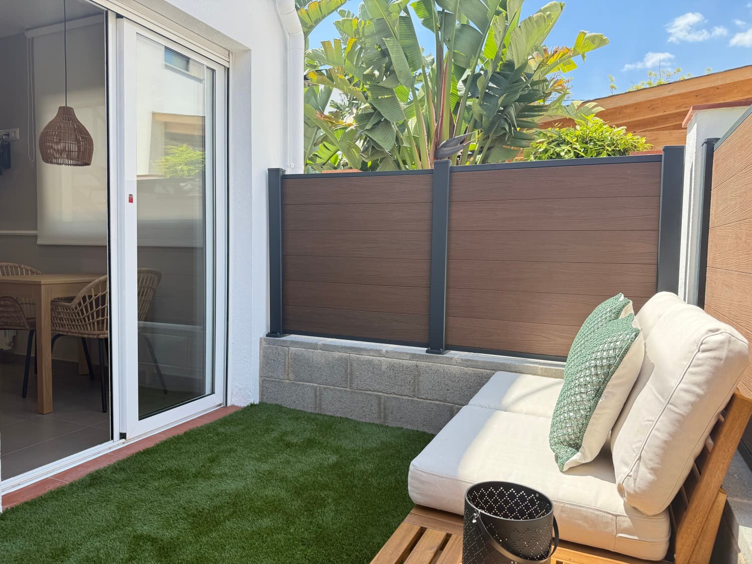 Precioso estudio renovado en la playa — Apartamento en Castelldefels