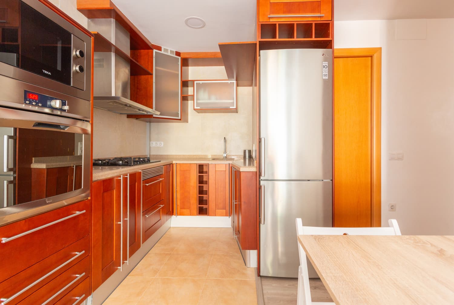 Apartamento moderno por el castillo de Castelldefels. - foto 5